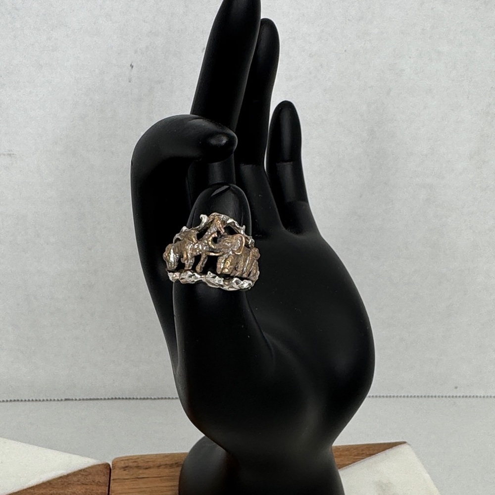 OTT Safari Animal Design Sterling Silver Ring Size 6.5 (6.6g) Lot D50